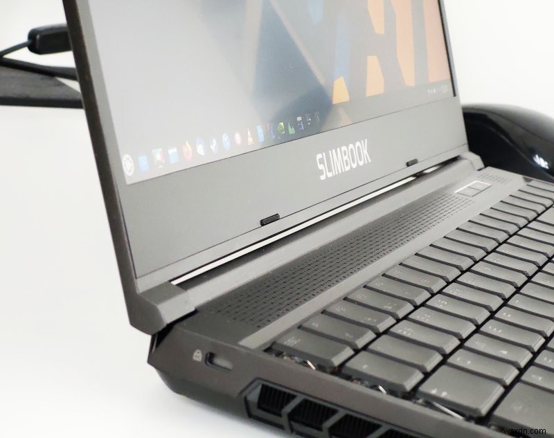 Slimbook TitanにKubuntuをインストールする方法:ハイブリッドグラフィックス環境構築の全記録