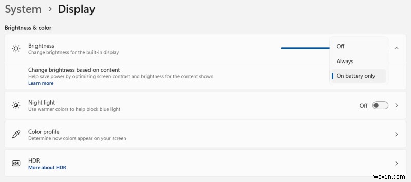 Windows 11で画面の明るさが勝手に変わる?「コンテンツに基づいて明るさを変更」機能の無効化方法