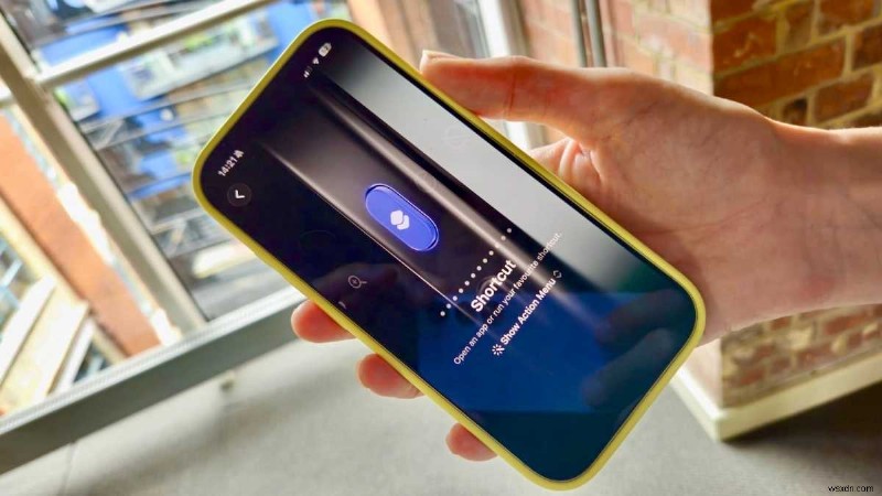 iPhoneのアクションボタンを使いこなす方法｜ショートカットで1つのボタンに複数機能を持たせる実践テクニック