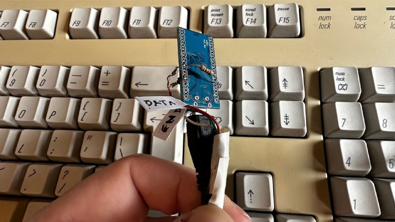 1990年発売のAppleキーボードを現代PCで復活させる──自作ADB→USB変換アダプタの作り方