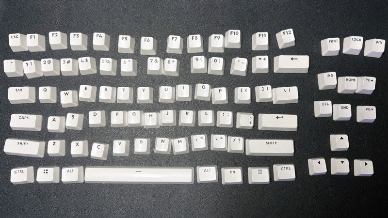 プロ級のキーボード掃除術!初心者でもできる簡単・効果的なお手入れガイド