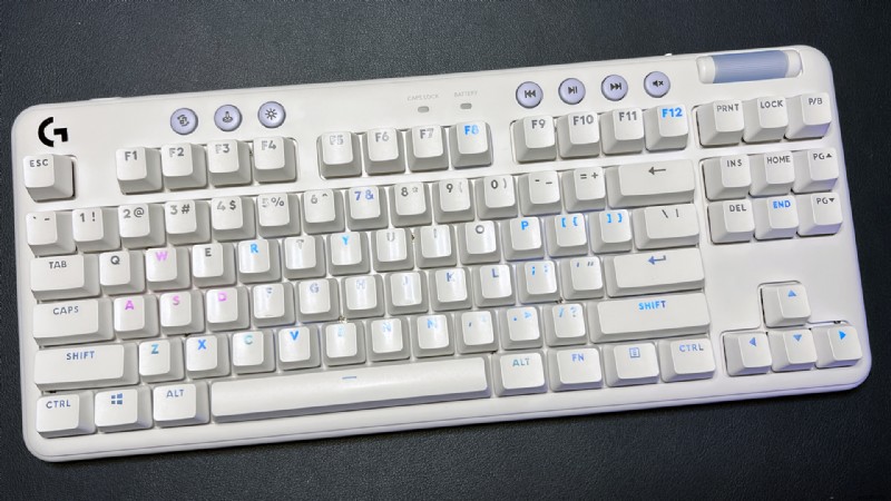 プロ級のキーボード掃除術!初心者でもできる簡単・効果的なお手入れガイド