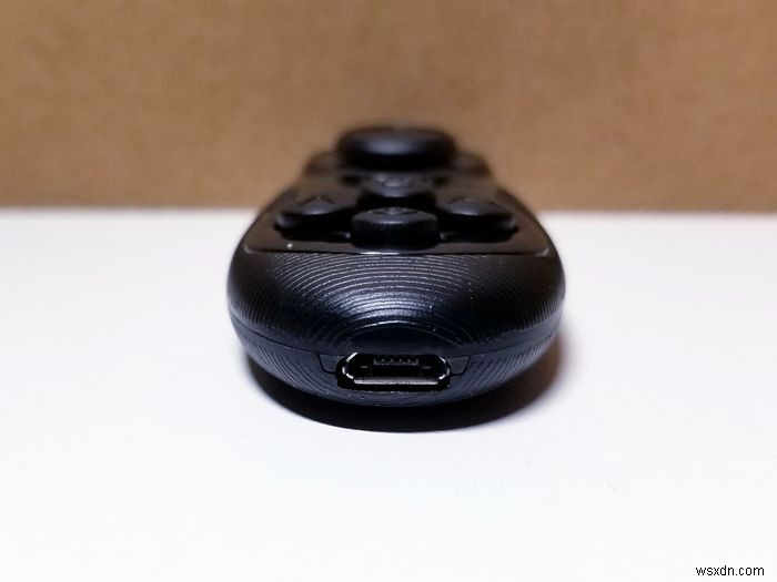ポケットに収まるモバイルVRゴーグル「Moggles」徹底レビュー｜軽量・折りたたみ式の携帯性が魅力