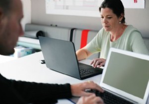 Windows 10でOneDriveを使う方法|エクスプローラーとストアアプリを使いこなす