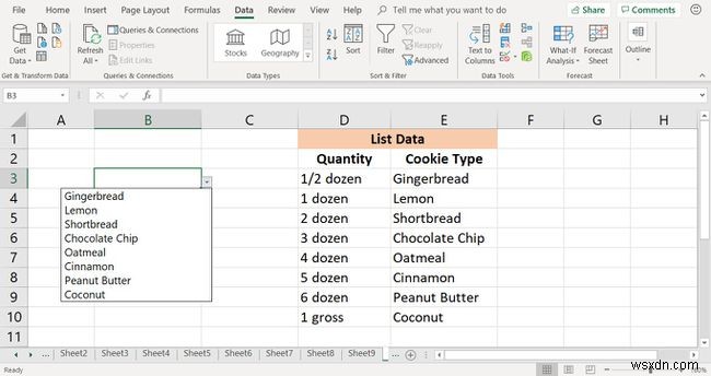 データを制限するためにExcelでドロップダウンリストを作成する方法 