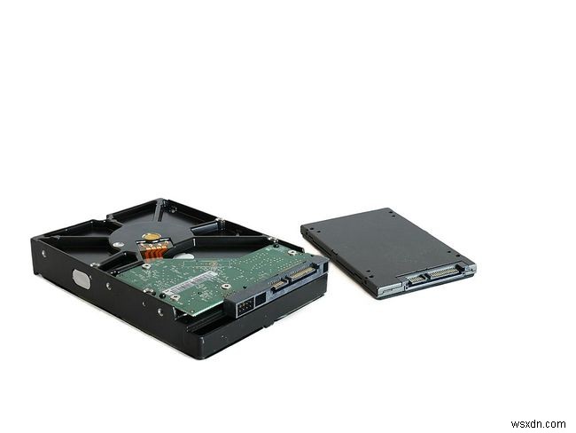 ソリッドステートドライブ（SSD）とは何ですか？ 