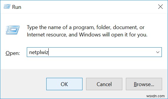 Windows10のログイン画面でユーザーアカウントを非表示にする方法 