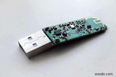 USBデバイスを「安全に取り外す」必要があるのでしょうか。 