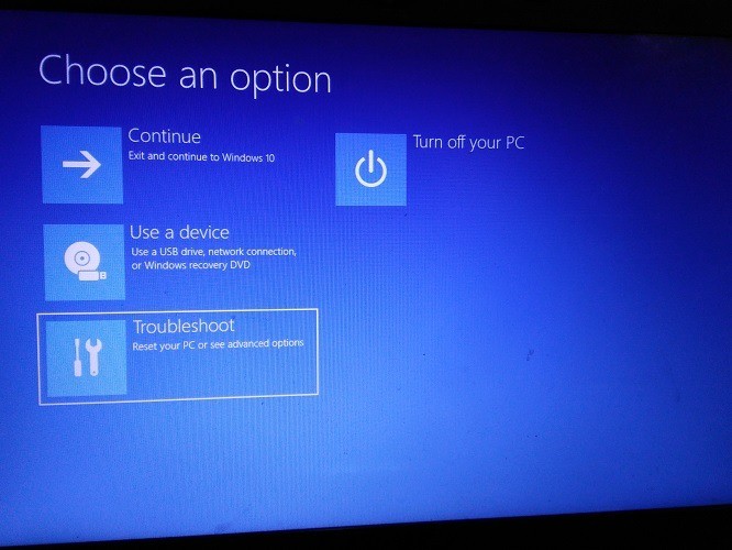 Windows10でUEFIセキュアブートを無効および有効にする方法 