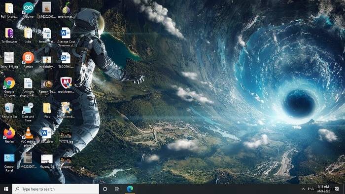 13Windows10用のクールな4Kデスクトップの背景 