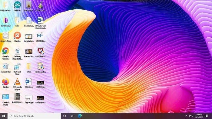 13Windows10用のクールな4Kデスクトップの背景 