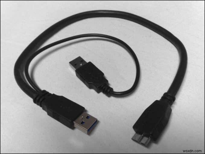 Windows10で「USBポートの電力サージ」エラーをトラブルシューティングする方法 