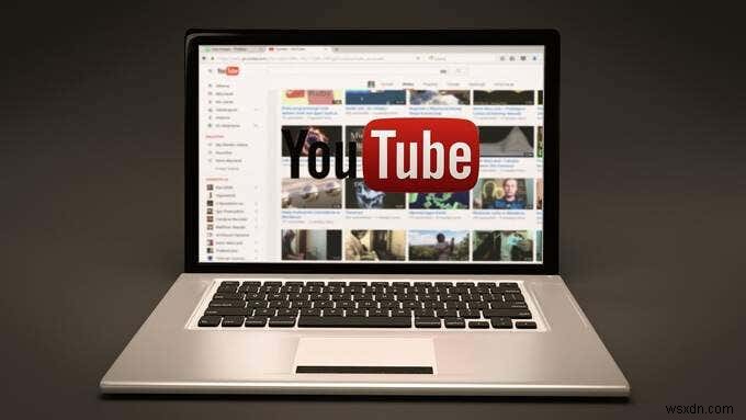 MLAおよびAPAでYouTubeビデオを引用する方法 