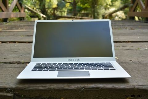 Pinebook 64レビュー：ひどいものではない100ドルのラップトップ 