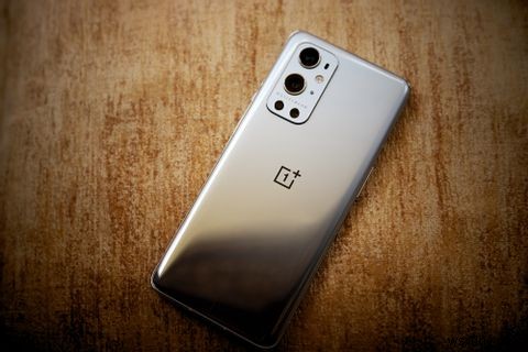 12OnePlus9およびOnePlus9Proのヒントとコツを知っておく必要があります 