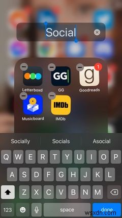 iPhoneまたはiPadでアプリフォルダの名前を変更する方法、または名前を完全に削除する方法 