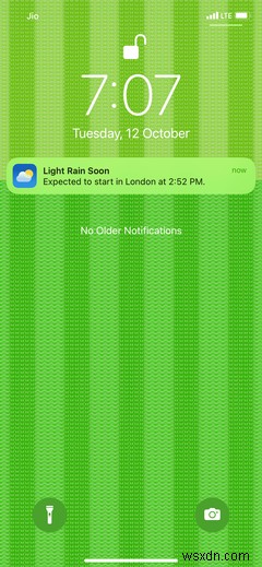 iOS15を使用してiPhoneでライブ気象警報を取得する方法 