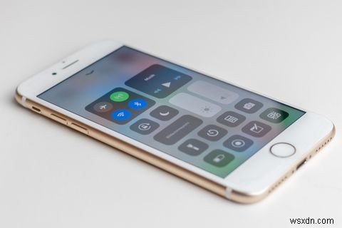 iPhone用のDFUモードとは何ですか？どのように使用しますか？ 