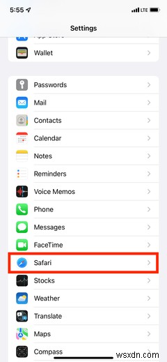 iOS15でiPhoneSafari検索バーをトップに戻す方法 