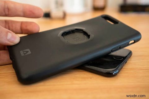 汚れたiPhoneをきれいにする方法：ステップバイステップガイド 