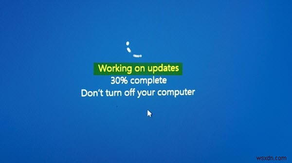Windows11/10はアップデートの作業に固執しました 