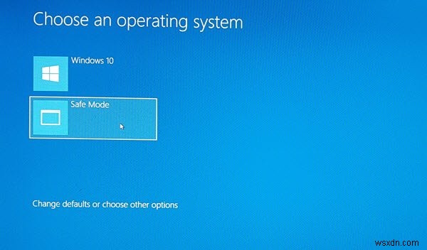 Windows11/10はアップデートの作業に固執しました 