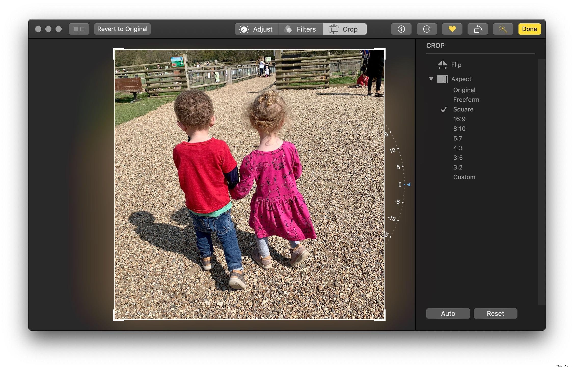 Mac用の写真で編集する方法 