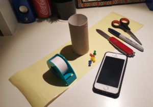 トイレットペーパーといくつかのピンだけを使って安いiPhoneスタンドを作る方法 