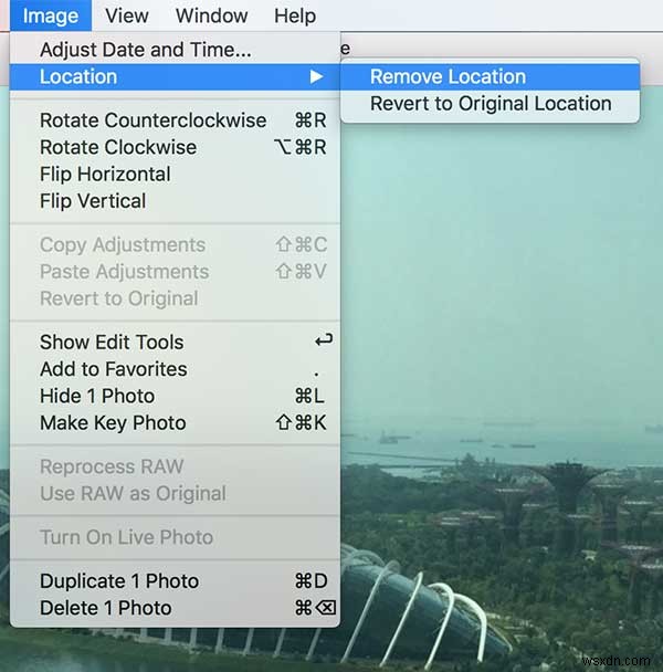 Mac用の写真の画像に場所を追加する方法 
