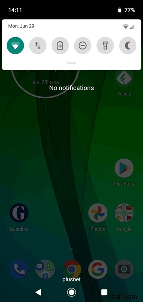 Androidで懐中電灯をオンまたはオフにする方法 