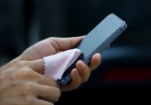 お使いの携帯電話を消毒してきれいにする方法 