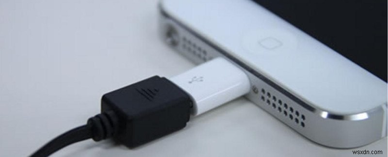 あなたはいつもあなたの電話のために公式の充電器を使うべきですか？ 