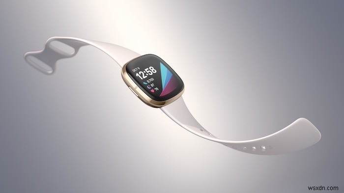 FitbitとAppleWatch：どちらが優れたフィットネストラッカースマートウォッチですか？ 