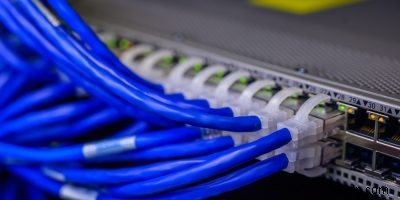 ルーターでポートを開いてポートフォワーディングを設定する方法 