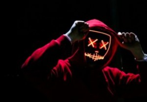 ウェブサイトは安全に使える？偽サイトの見分け方とリスク対策を徹底解説