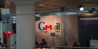 Gmailの受信トレイを送信者、件名、日付、その他のフィルタで並べ替える方法 