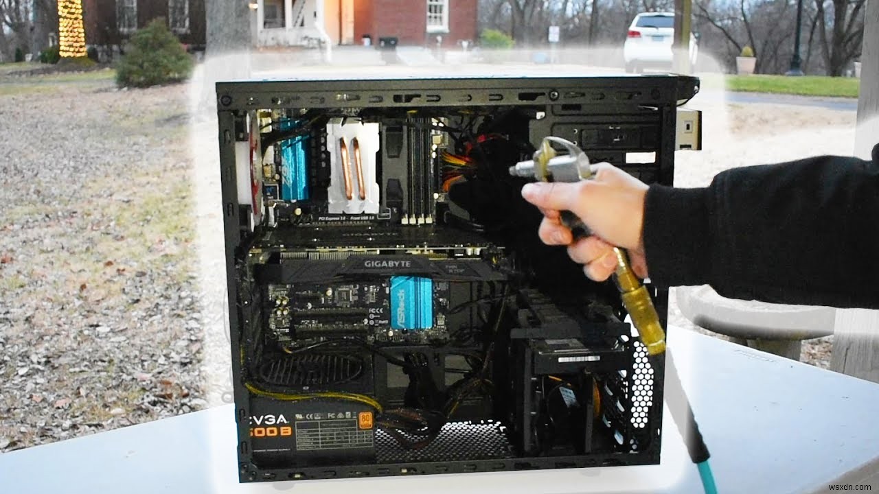 ゲーミングPCのポジティブエアフローを最適化および維持する方法 