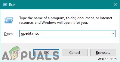 Windows 10でウイルスと脅威の保護領域を隠す方法は？ 
