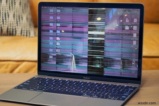 MacBook Pro の画面のちらつきを修正するには?