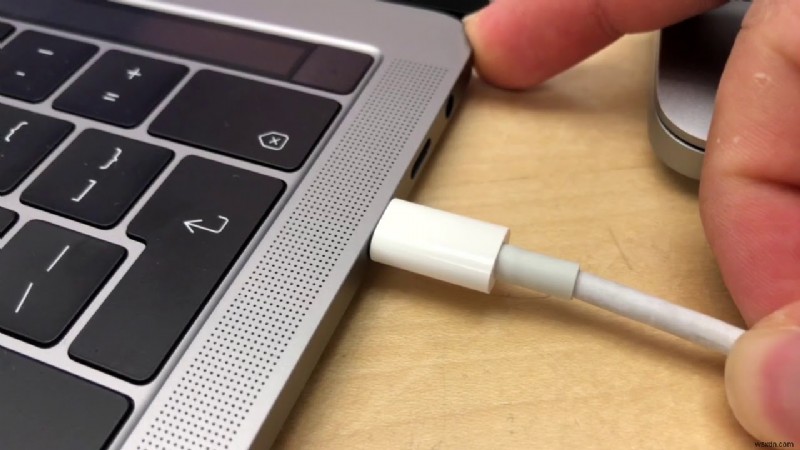 Mac USB ポートが機能しない?これらの修正を試す