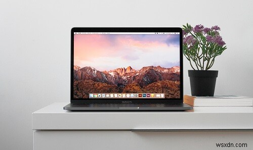 MacBook Pro に最適な 4k モニターの紹介