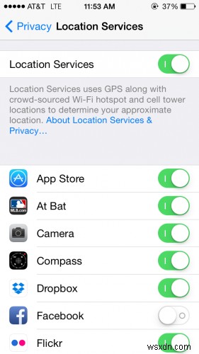 特定の iOS アプリが位置情報を使用しないようにする