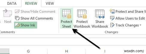 Excel でシート、セル、列、数式を非表示にする方法