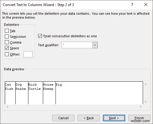 Excel で姓と名を分ける方法