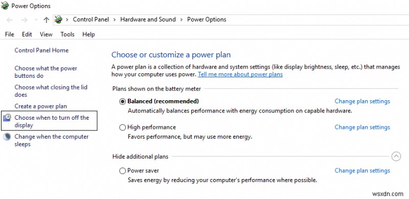 コンピューターの電源を入れたときに画面がスリープ状態になる問題を修正 