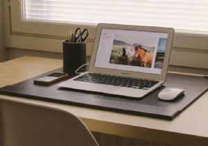 Windows 10で壁紙のスライドショーを有効にする方法【初心者向け完全ガイド】