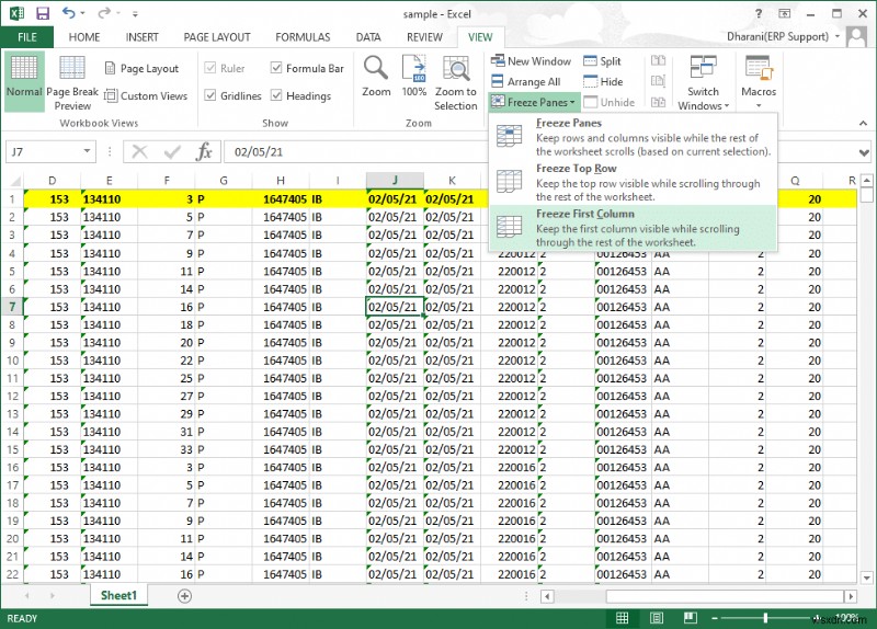 Excel で行と列を固定する方法