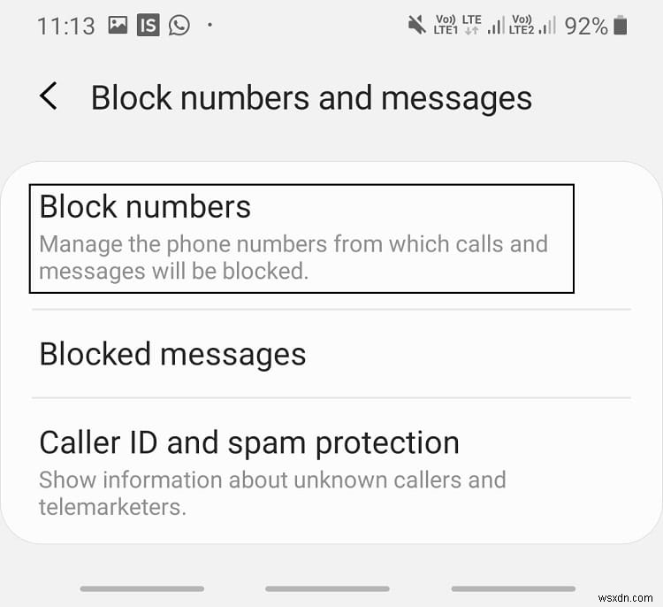 Android で特定の番号からのテキスト メッセージをブロックする