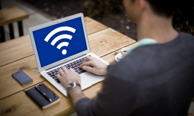 WiFi ユーザーのインターネット速度または帯域幅を制限する方法
