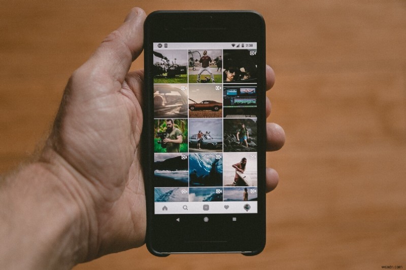 1 つの Instagram ストーリーに複数の写真を追加する方法